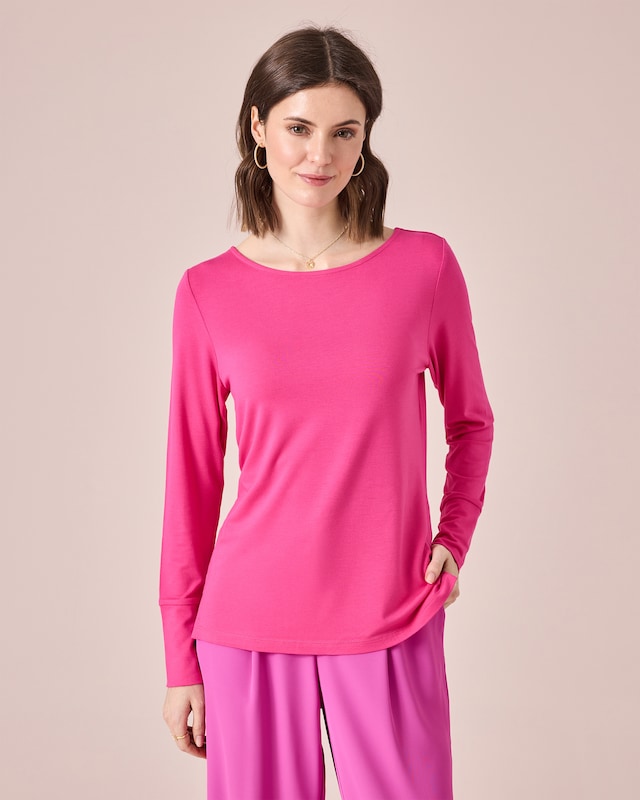 Shirt mit U-Boot-Ausschnitt