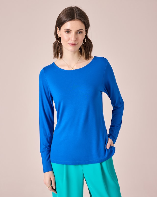 Shirt mit U-Boot-Ausschnitt