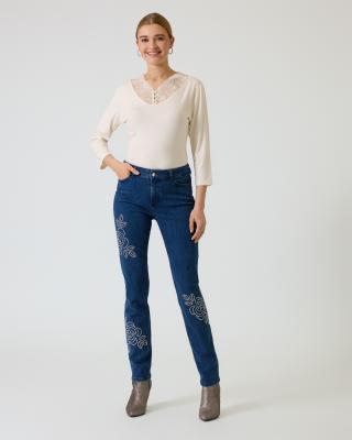 Jeans mit Hot-Fix-Rosen-Deko