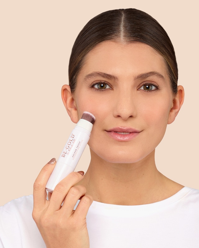 Golden Touch Foundation Stick