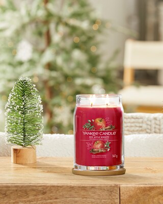 Kerze L Red Apple Wreath