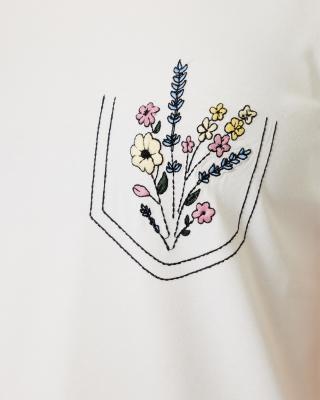 Shirt mit Blumentasche