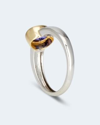 Bicolor-Ring mit Tansanit AAAA