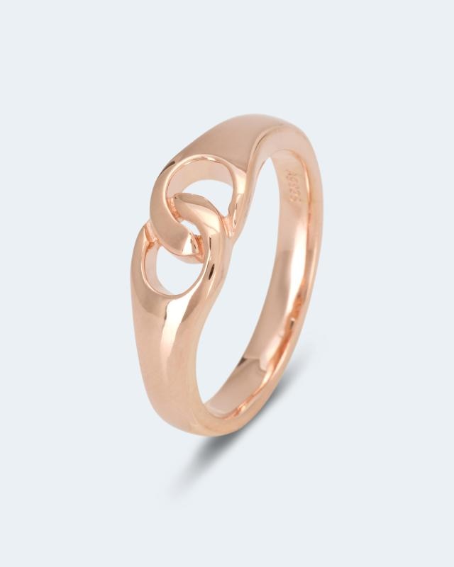 Ring im Infinity-Design