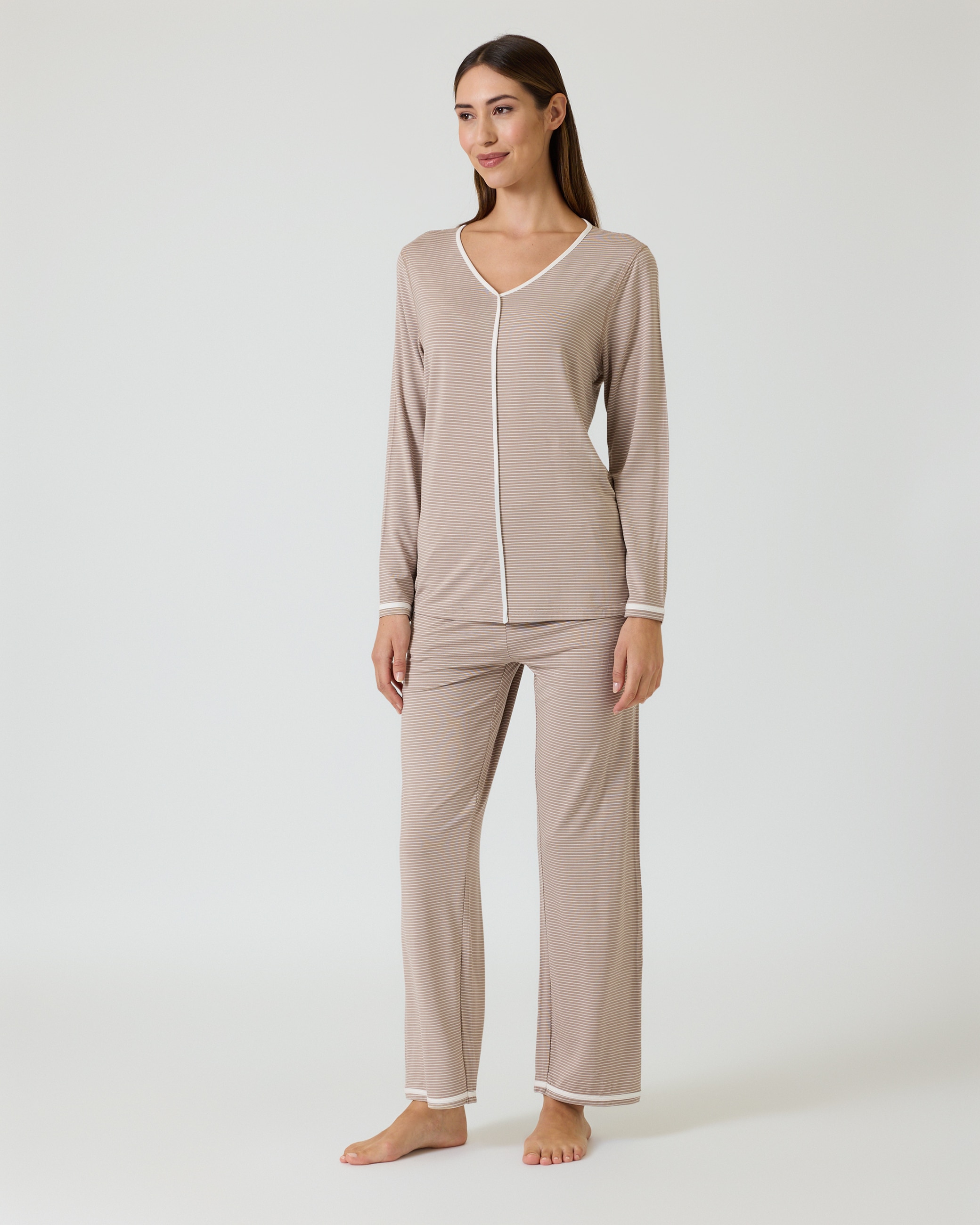 Produktabbildung für Pyjama mit Streifen