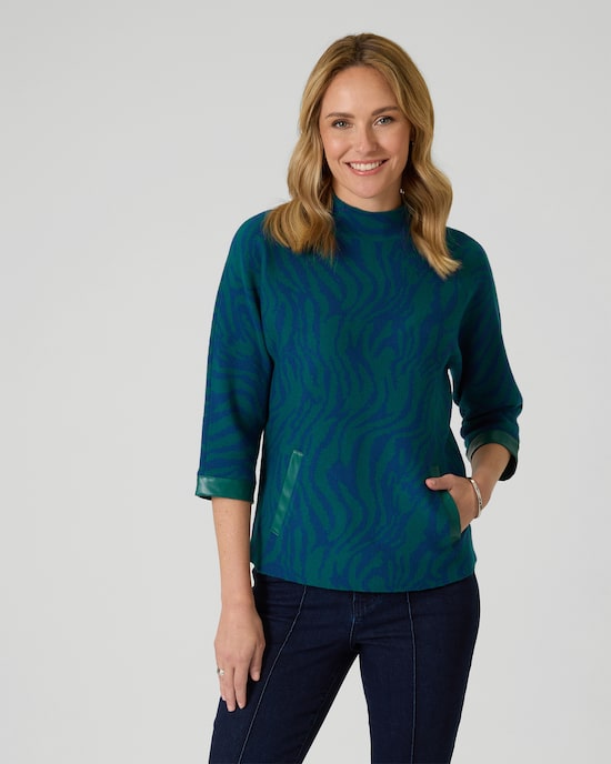 Produktabbildung für Jacquard-Pullover im Animal-Design