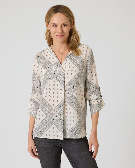 Produktabbildung für Bluse mit Paisley-Druck
