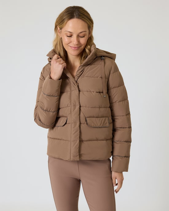 Produktabbildung für Steppjacke mit Schmuckkette