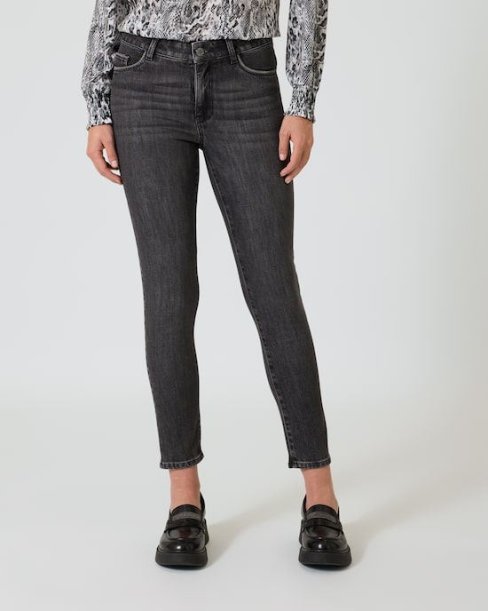 Produktabbildung für Jeans mit Ziersteinchen