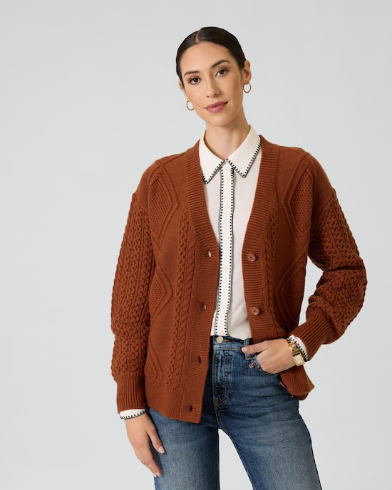 Produktabbildung für Cardigan mit Zopfstrickmuster