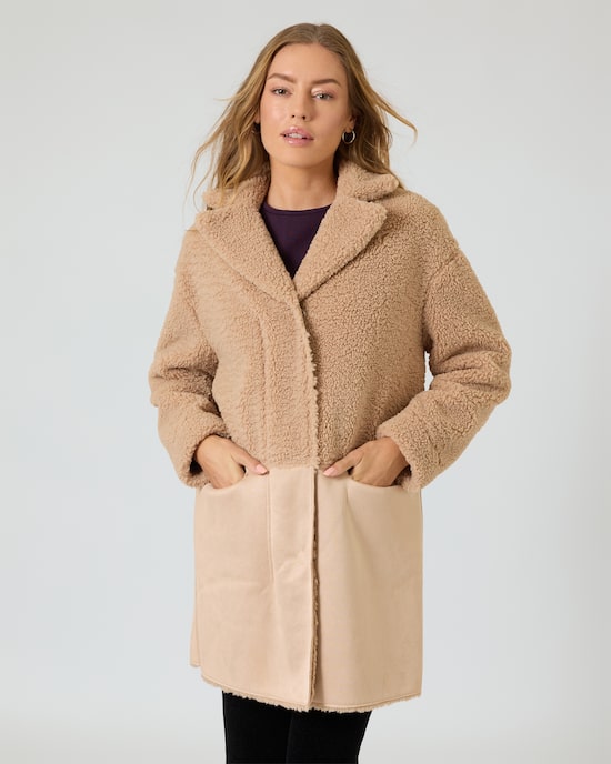 Produktabbildung für Faux Shearling Mantel