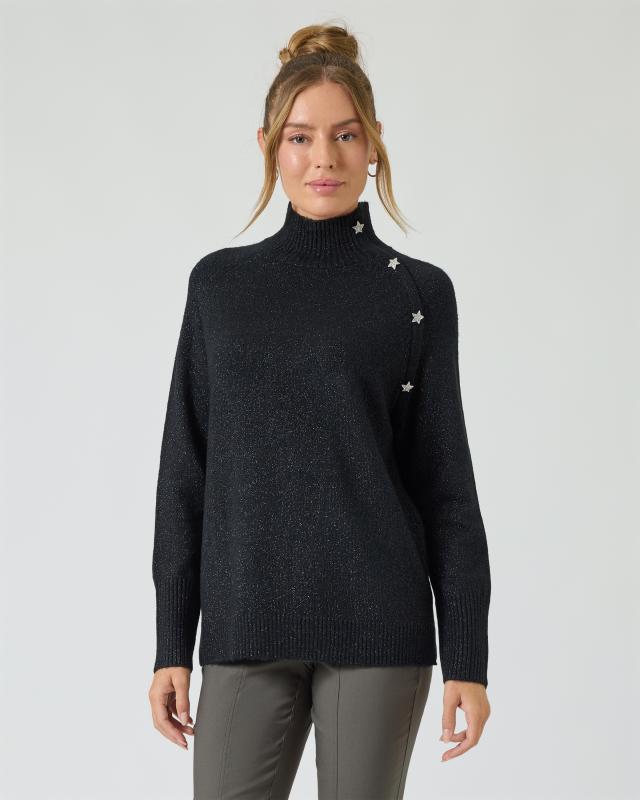 Pullover mit Sternknöpfen