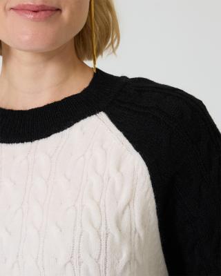 Pullover mit Zopfmuster