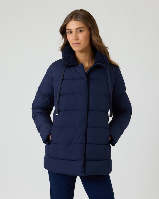 Produktabbildung für Winterjacke mit Teddy-Kragen