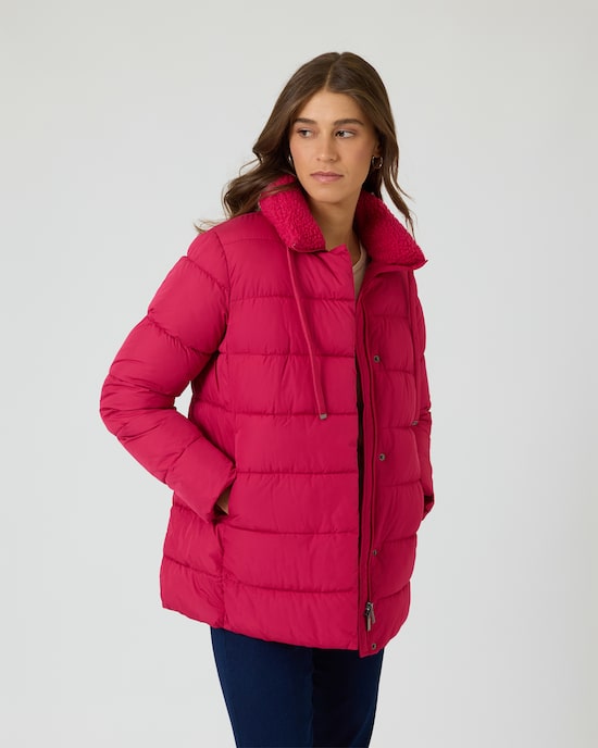 Produktabbildung für Winterjacke mit Teddy-Kragen
