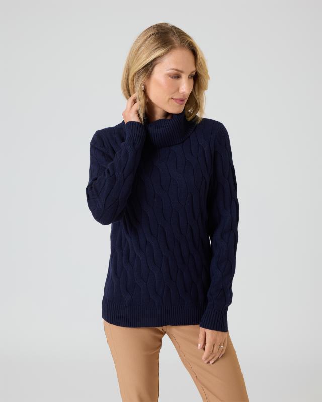 Rollkragenpullover mit Zopfmuster