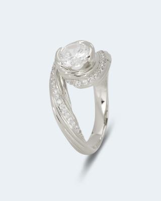 Ring mit Zirkonia