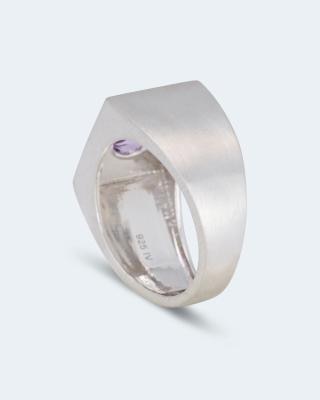 Ring mit Amethyst