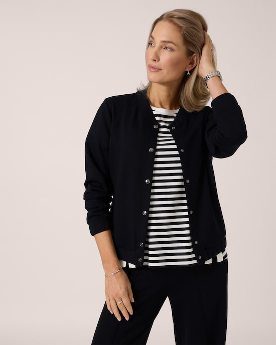 Produktabbildung für Soft Sweat Jacke mit Druckknöpfen
