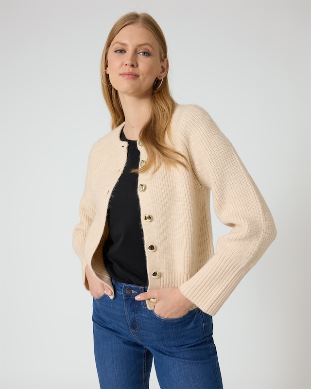 Cardigan mit Goldknöpfen