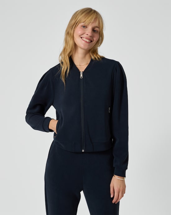 Produktabbildung für "Seidentraum Luxury" Blouson