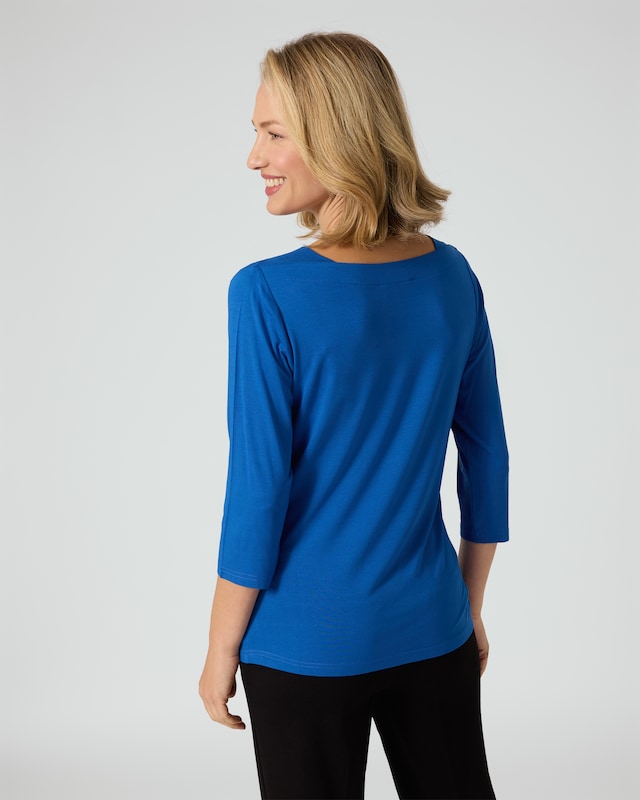 Shirt mit U-Boot-Ausschnitt