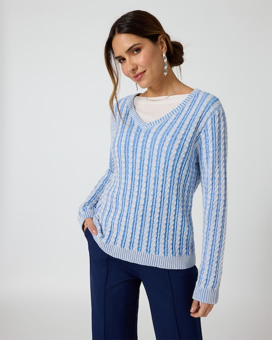 Produktabbildung für Bicolor-Pullover mit Zopfmuster