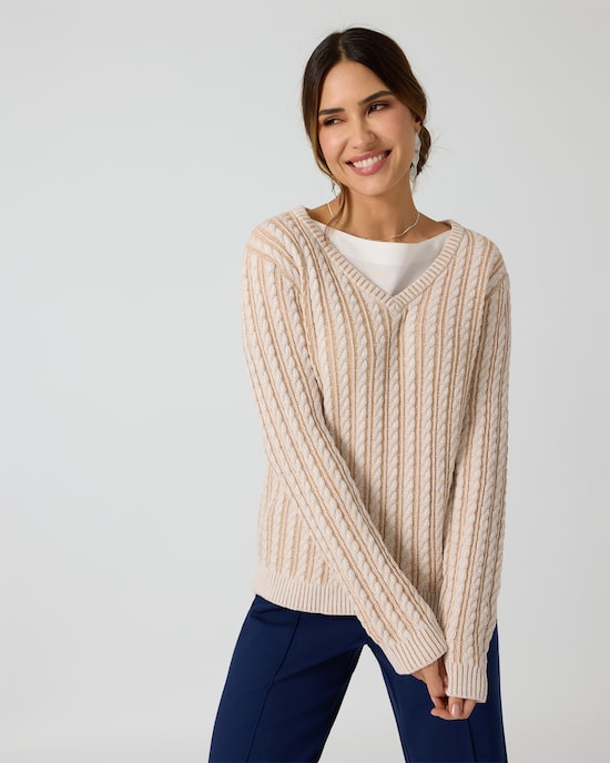 Produktabbildung für Bicolor-Pullover mit Zopfmuster