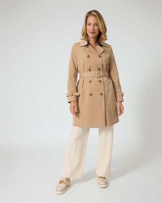 Produktabbildung für Trenchcoat mit Farbkontrast