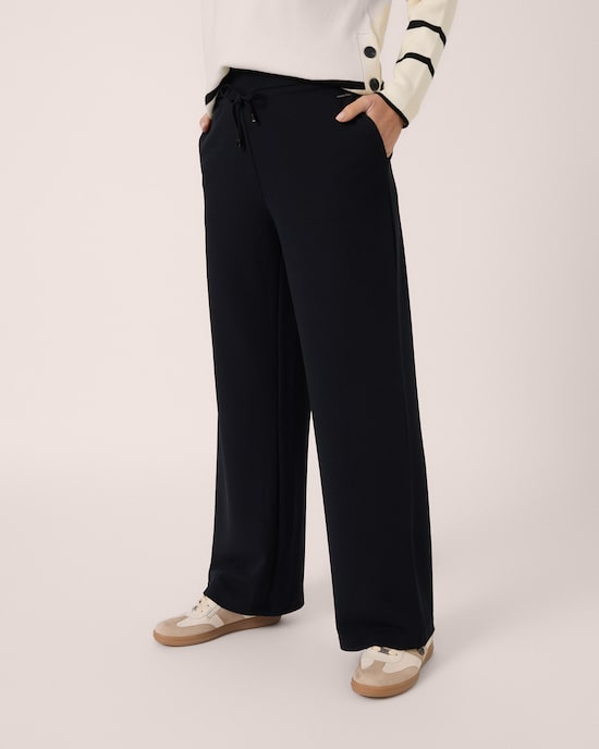 Produktabbildung für "Techno-Stretch"-Hose mit Bindedetail