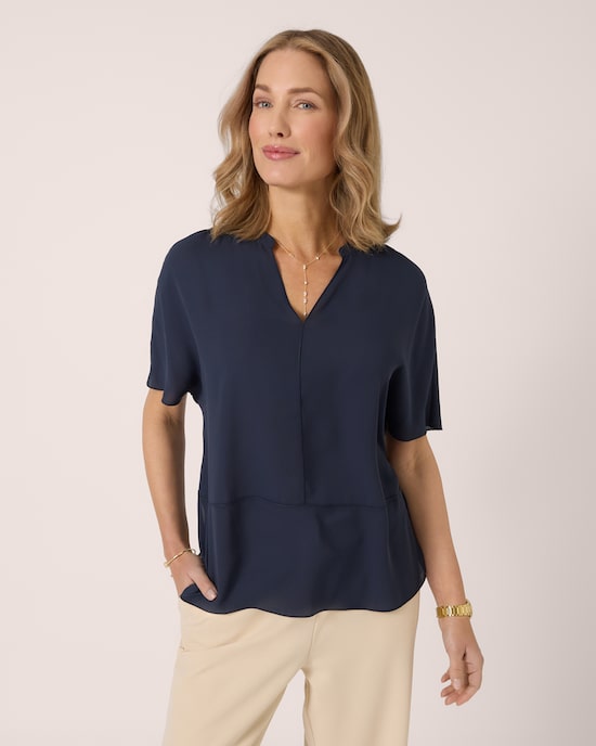 Produktabbildung für Kurzarm-Bluse mit Ziernäten