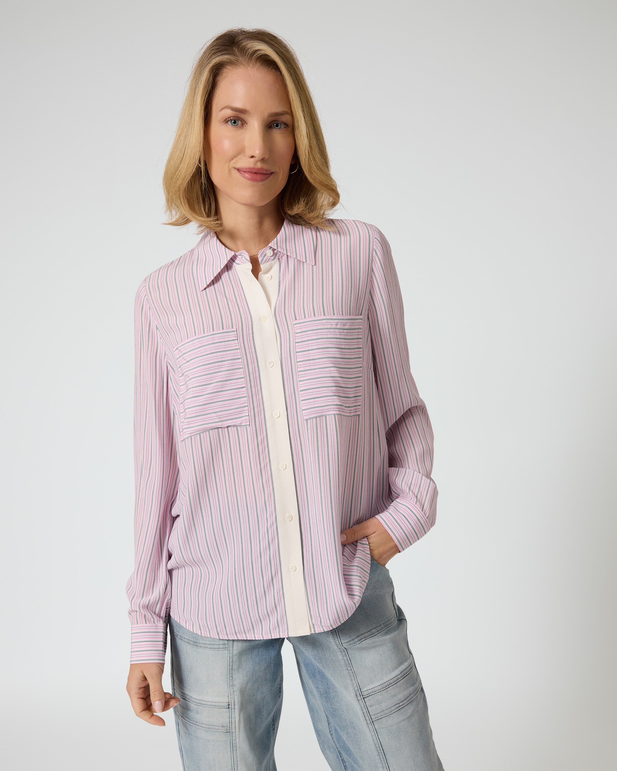 Produktabbildung für Bluse im Streifendesign