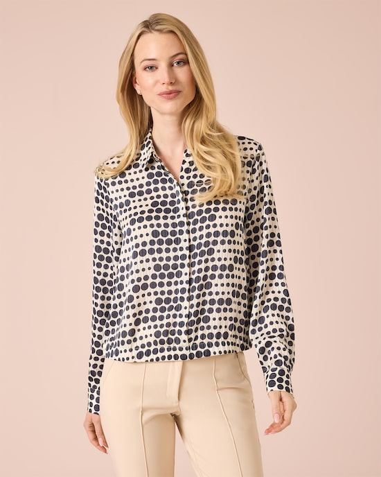 Produktabbildung für Bluse mit Tupfen