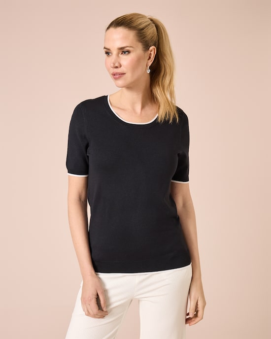 Produktabbildung für Kurzarm-Pullover mit Kontrasteinsatz