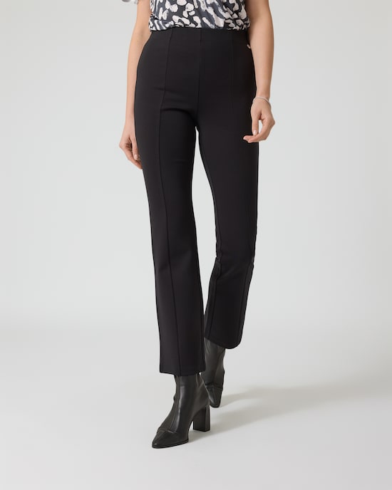 Produktabbildung für Schlupfhose mit ausgestelltem Bein