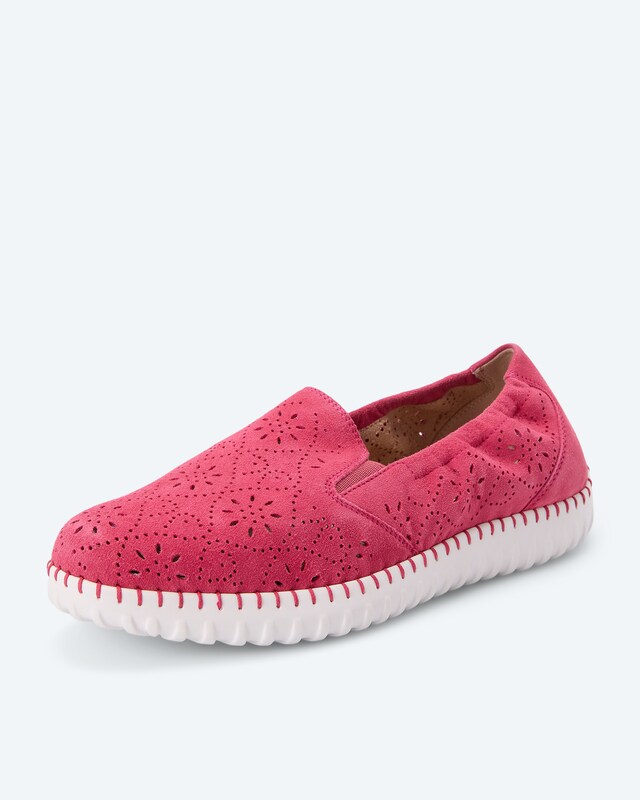 Slipper mit Lochmuster