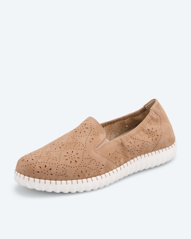 Slipper mit Lochmuster