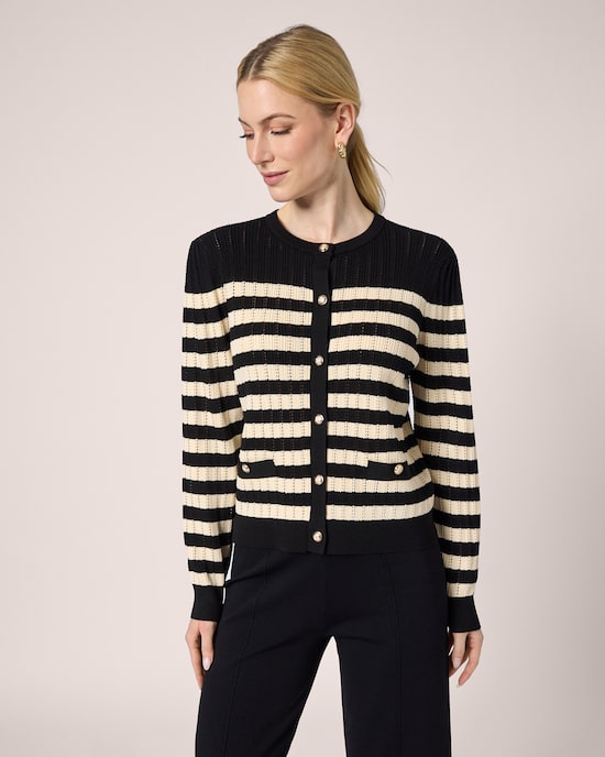 Produktabbildung für Strickjacke mit Streifen