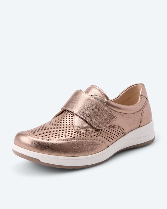 Produktabbildung für Halbschuh mit Klettriemen