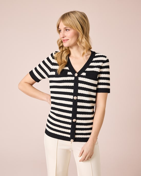 Produktabbildung für Pullover im Streifendesign