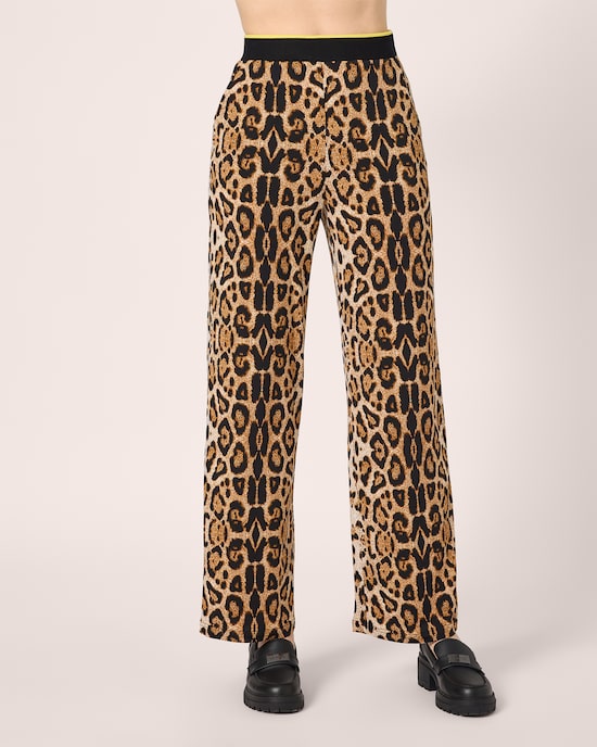 Produktabbildung für Hose mit Jaguar-Print