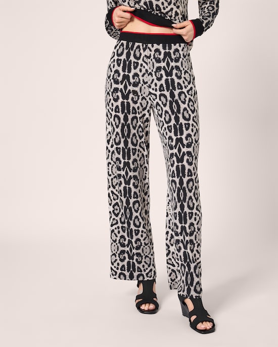 Produktabbildung für Hose mit Jaguar-Print