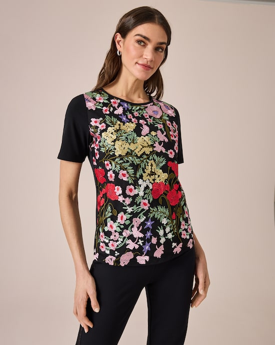 Produktabbildung für Shirt mit Blütenstickerei