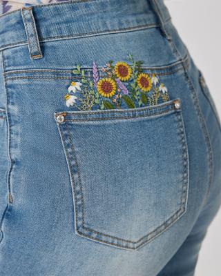 Produktabbildung 5 für Jeans mit Blumenstickerei