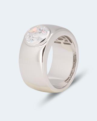 Ring mit Zirkonia