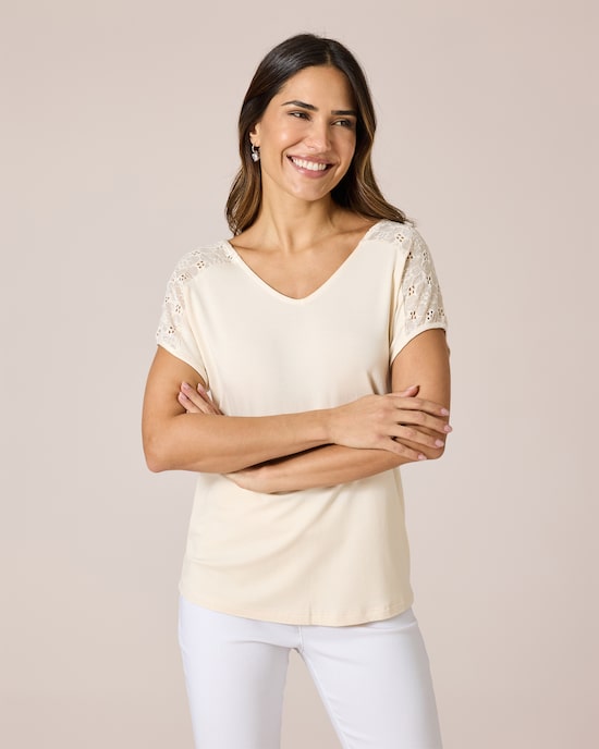 Produktabbildung für Shirt mit Schulterdekor