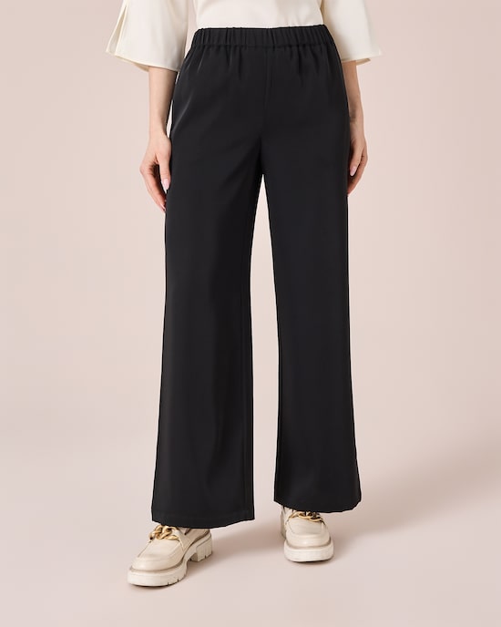 Produktabbildung für Schlupfhose mit ausgestelltem Bein