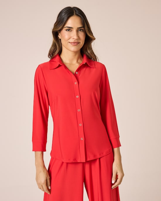 Produktabbildung für Bluse mit Logodetail