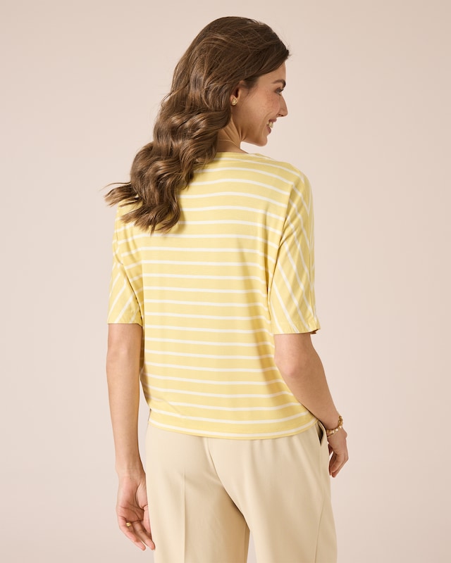 Shirt mit angeschnittenem Arm