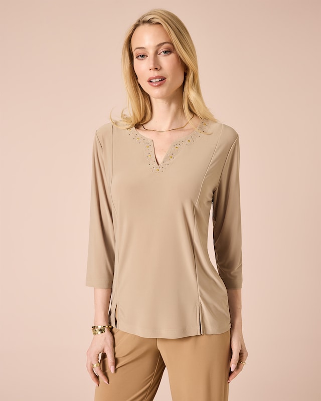 Shirt mit Schlitzen